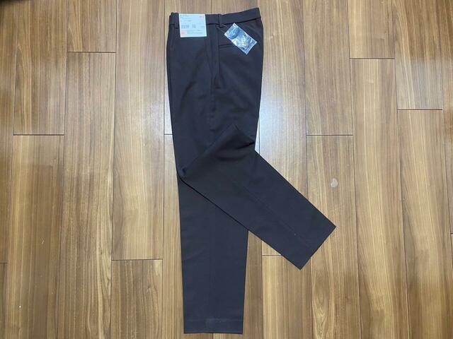 【ユニクロ　ヒートテックスマートパンツ】カラーはダークグレー、ブラック、ナチュラル、ダークブラウン、ネイビーの5展開