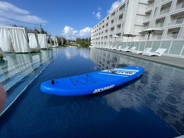 【星野リゾート BEB5沖縄瀬良垣】プール＆SUPボード