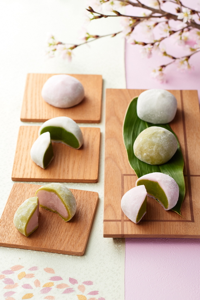 伊藤久右衛門　本店「春の三色だいふく（抹茶・さくら・塩桜）」