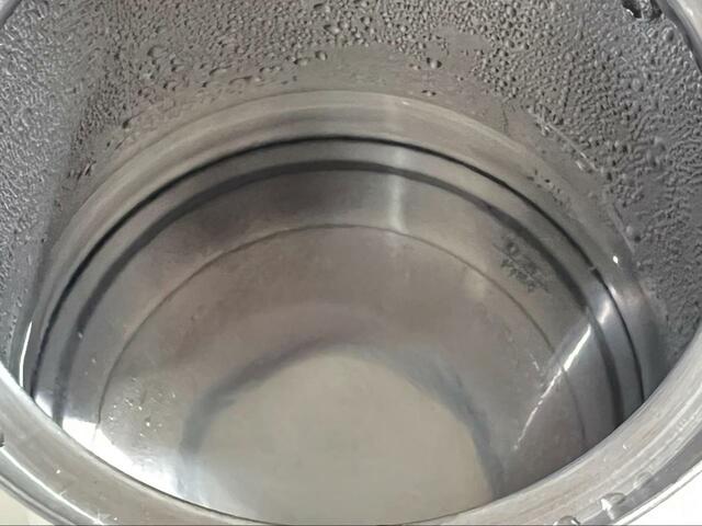 【アイリスオーヤマドリップケトル 温度調節付 IKE-C601T-CW】お湯を流した直後