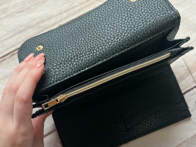 お札入れにコインポーチを入れて使えます♪