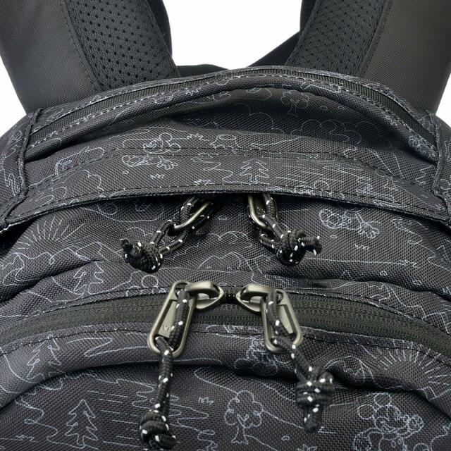 【Columbia】ミッキー リュックサック・バックパック 33L DISNEY OUTDOOR 14,800円