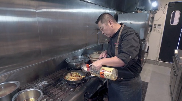 ツヤや甘味を足したい時は仕上げにみりんを