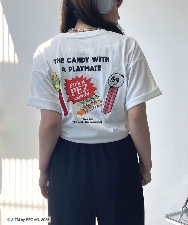【AS KNOW AS plus×PEZ】バックスタイルに施されたふわふわPEZ刺繍がかわいい