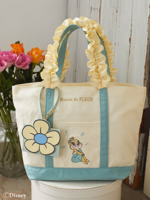 【Clarice】フリルトートプチバッグ（￥6,300）／パスケース （￥4,200）　すべて税込