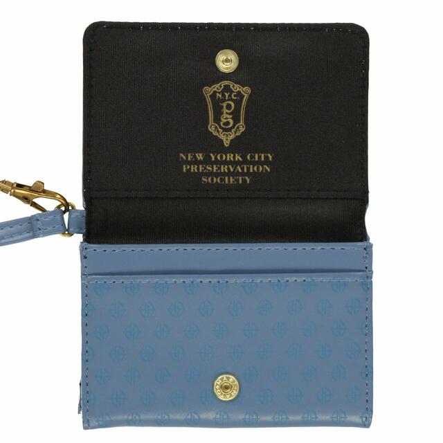 パスケース 2,800円|東京ディズニーシー「タワー・オブ・テラー」グッズ|発売日:2023年12月26日(火)|販売場所:東京ディズニーシー「タワー・オブ・テラー・メモラビリア」