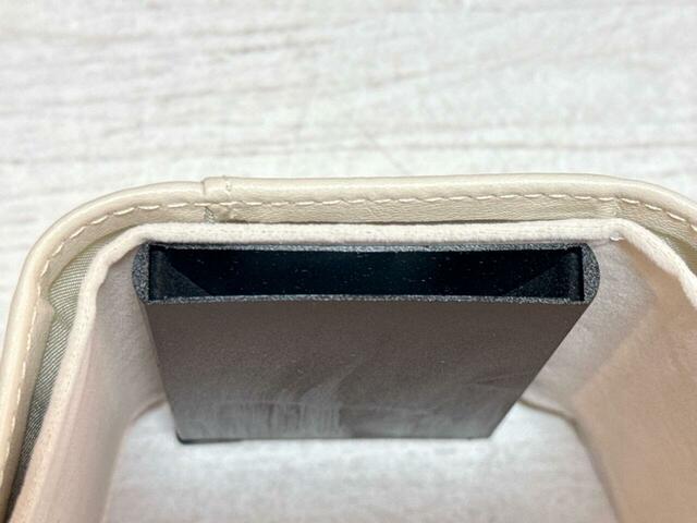 カードは最大7枚まで収納可能！