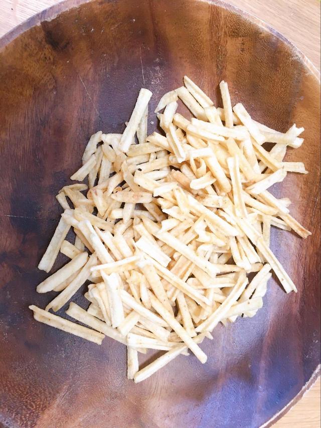 細切りポテト　バターしょうゆ