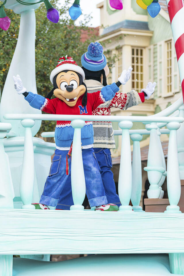 2024年11月14日 「ディズニー・クリスマス」プレスプレビュー/東京ディズニーランド/ディズニー・クリスマス・ストーリーズ“フォンド・フェアウェル”の模様