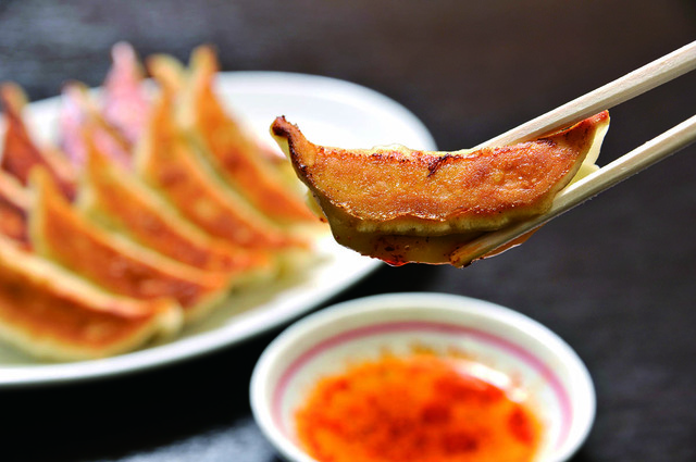 香蘭　焼餃子　250円（6個）