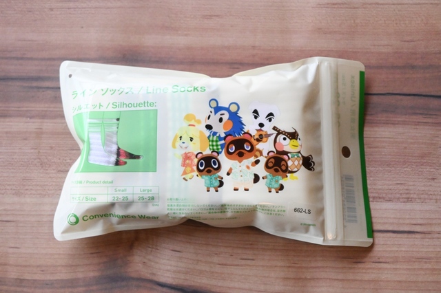 【ファミリーマート『あつまれ どうぶつの森』キャンペーン】「ラインソックス」600円／サイズは22cm～25cmと、25cm～28cmの2サイズ展開