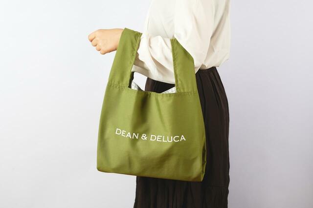 明るいグリーンのカラーは今回のみの限定色【OisixとDEAN & DELUCA雑貨初コラボ】