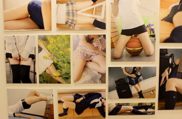 200人のふとももが展示された「曖昧☆ふともも写真館」