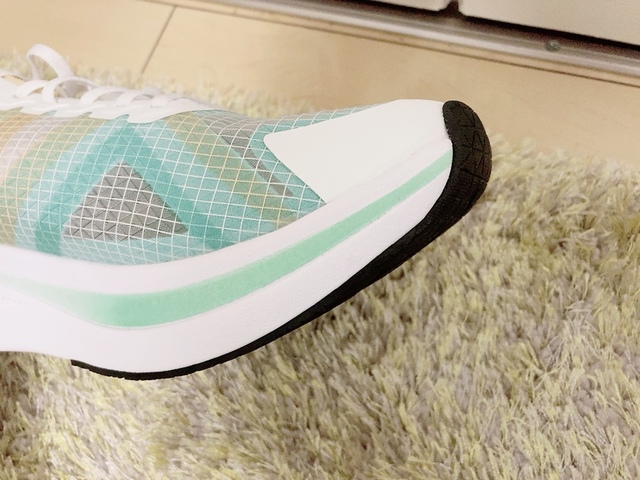 【ワークマン アスレシューズハイバウンスオーバードライブ】今までのラインナップはブラックとマンダリン。2023年春からグリーンホワイトとコーラルピンクが登場