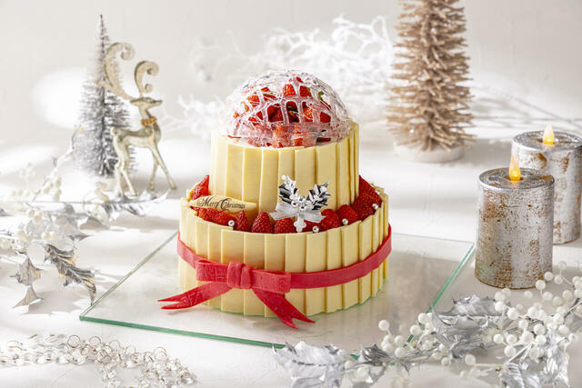 「2025年のクリスマスに販売されたパレス・オブ・ストロベリー」【“ブランドいちご”と“ローストビーフ”を楽しむ冬の贅沢ビュッフェ開催！「ヒルトン成田」で華やかな冬の食体験！】