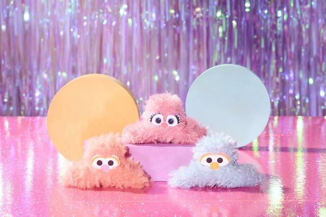 「ファーヘアクリップ」＜価格：全3種／￥2,530＞【セサミストリートマーケットに「アビー・ロジータ・ゾーイ」のビビットカラーアイテムが勢揃い！】