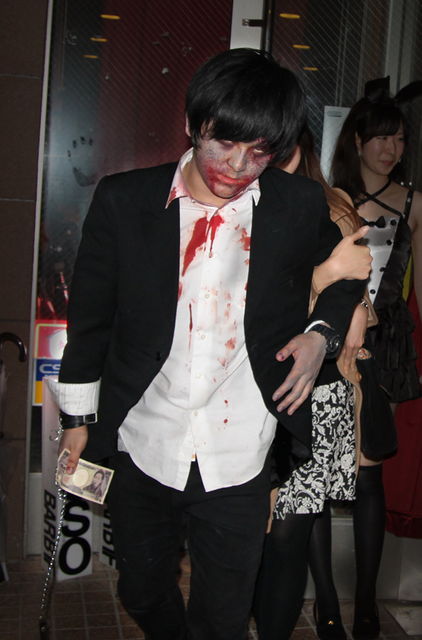 デートのお相手、源氏名はセイヤくん。やんちゃなゾンビ。