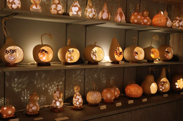 こちらのランプも希望すれば、制作体験できます