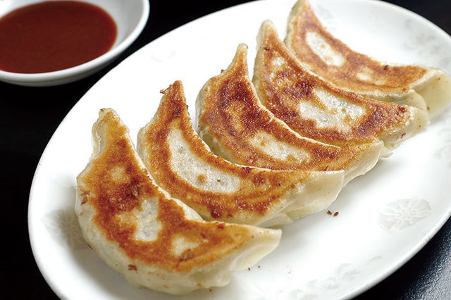 「川崎」餃子の名店／中国料理 太陽軒　焼き餃子（5個） 520円