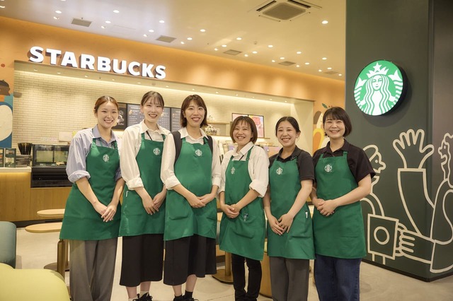 【スターバックス コーヒー 越谷イオンレイクタウン mori 3階店】店舗スタッフ