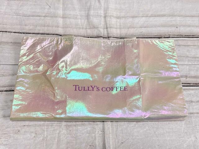 縦幅で二等分して折ります