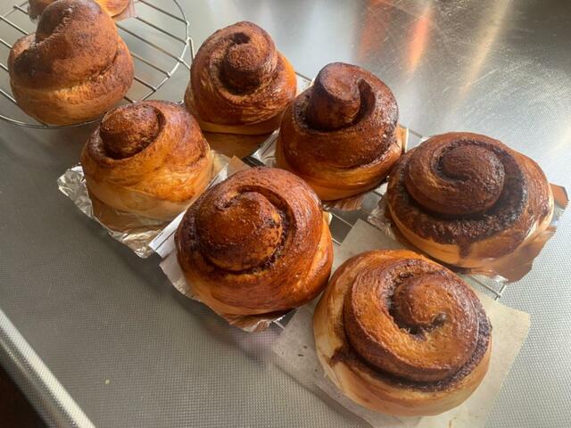 【アイリスオーヤマ コンパクトホームベーカリー】210℃のオーブンで15～17分