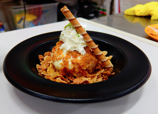 メキシコ「ディープフライアイスクリーム」