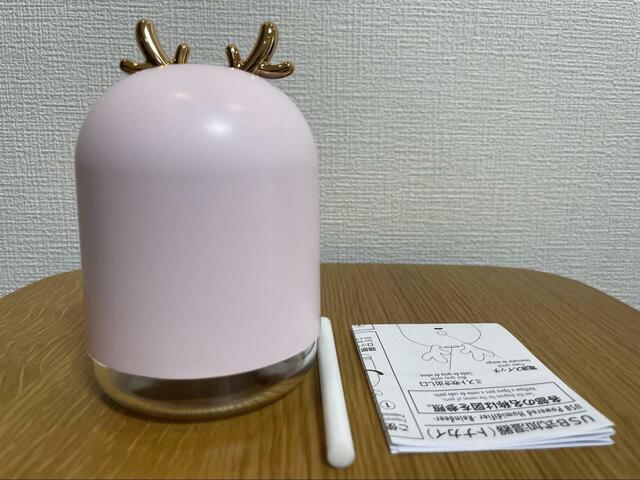 【ダイソー USB式加湿器 トナカイ】淡いピンクなので、年代を問わず使いやすい