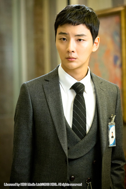 『総理と私』 Licensed by KBS Media Ltd. ©2013 KBS. All rights reserved