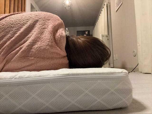 【アイリスオーヤマ カスタムエアリー】沈み込みすぎないから、寝返りもスムーズで体がラク。朝までぐっすり眠れます！