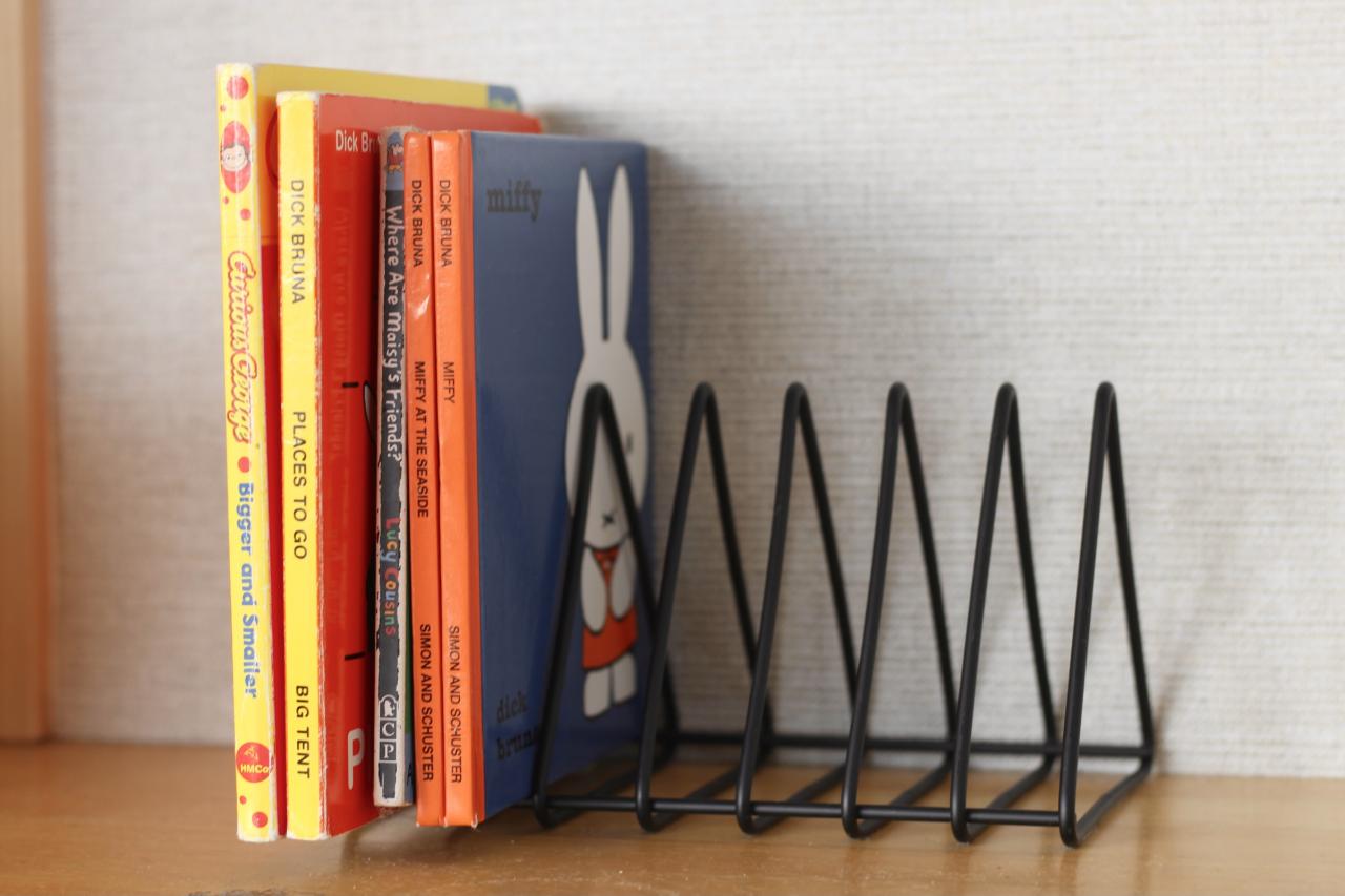 ダイソーの 収納グッズ がシンプル おしゃれ 散らかる部屋も100円でキレイに 写真 1 7 ハピママ