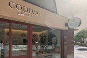 【GODIVA Bakery ゴディパン 本店】外観