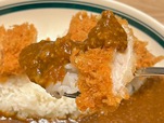 【矢澤チキン】チキンカツに黒毛和牛のバラひき肉を煮込んだカレーをかけていただきました