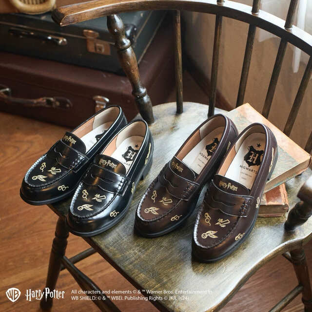 【ハリー・ポッター×ing】「Harry Potter コラボレーション ローファー」Color : BLACK / DARK BROWN、Size : 22.5～24.5cm、16,500円