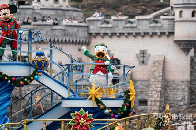東京ディズニーシー「ディズニー・クリスマス・グリーティング」