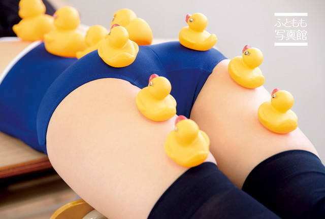 ふともも写真の世界展 グッズ