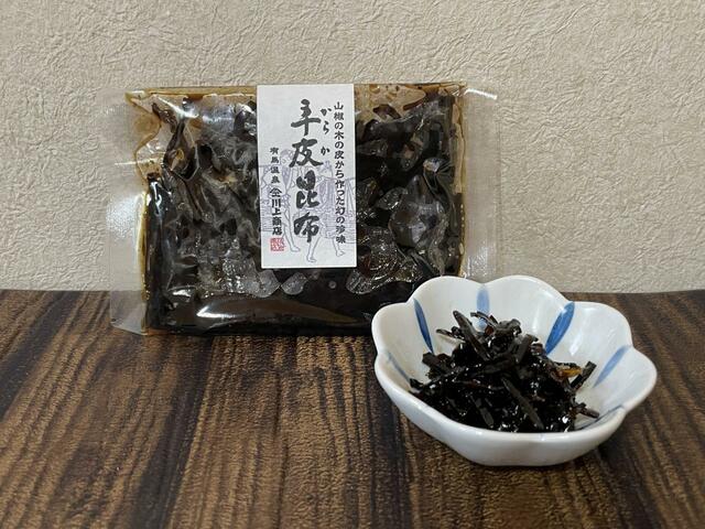 佃煮元祖 川上商店「辛皮昆布」756円（税込）
