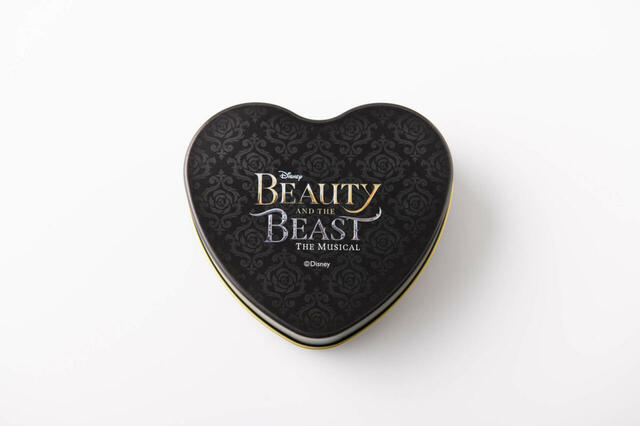 ハート型缶入りフレークシール 1,500円