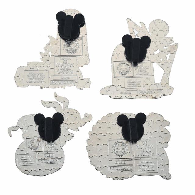 ティム・バートン ナイトメアー・ビフォア・クリスマス ピンバッジ セット Tim Burton's The Nightmare Before Christmas 2022 1,760円