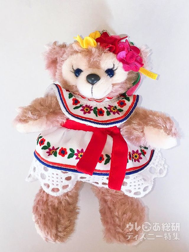 ラテン・アメリカ風コスチュームのシェリーメイぬいぐるみバッジ