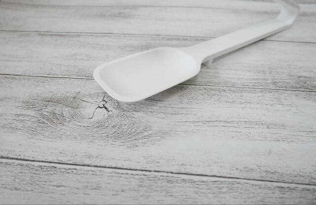 【TOWER シリコーン スプーン トング】片方がスプーンの形