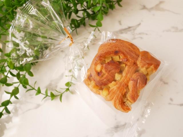 食事パンのイチ押しはこれ！／さつまいもブレッド　ハーフ　292円税込