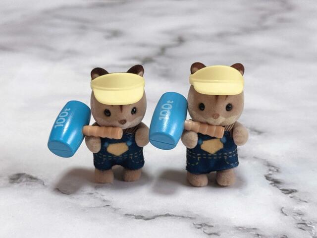 手持ちの子と並べてみました。双子のように楽しめます♪