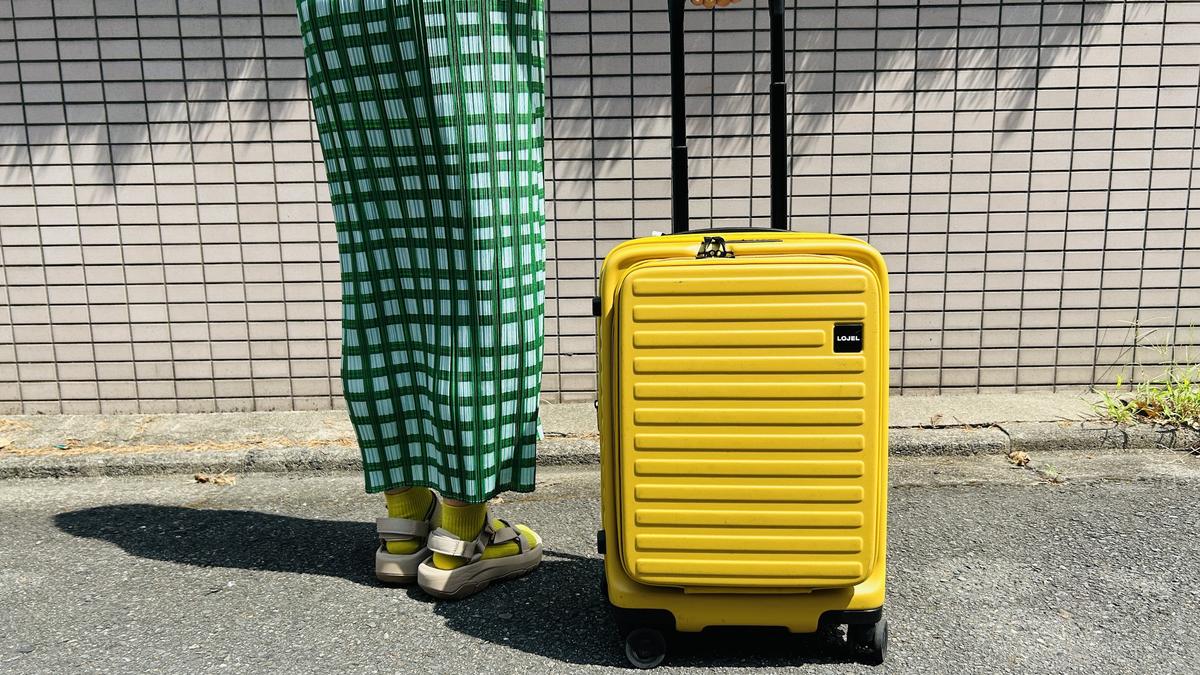 約5年愛用している「軽さと開けやすさ」で選んだスーツケース。買い