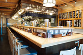 鴨そば塚田農場 西新橋店  内観