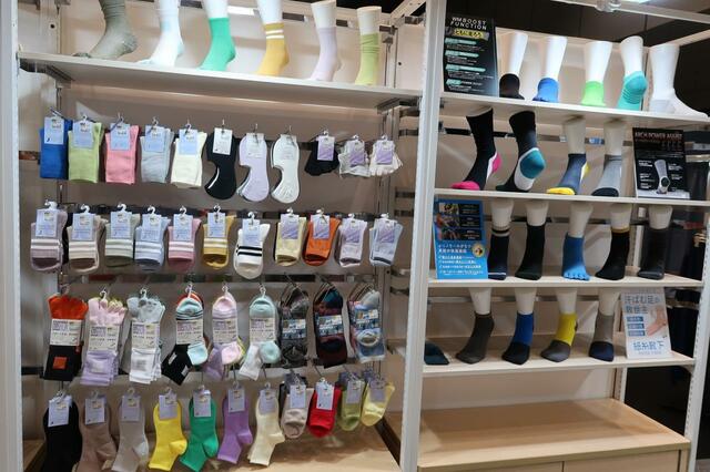 ワークマン春夏展示会の靴下コーナー