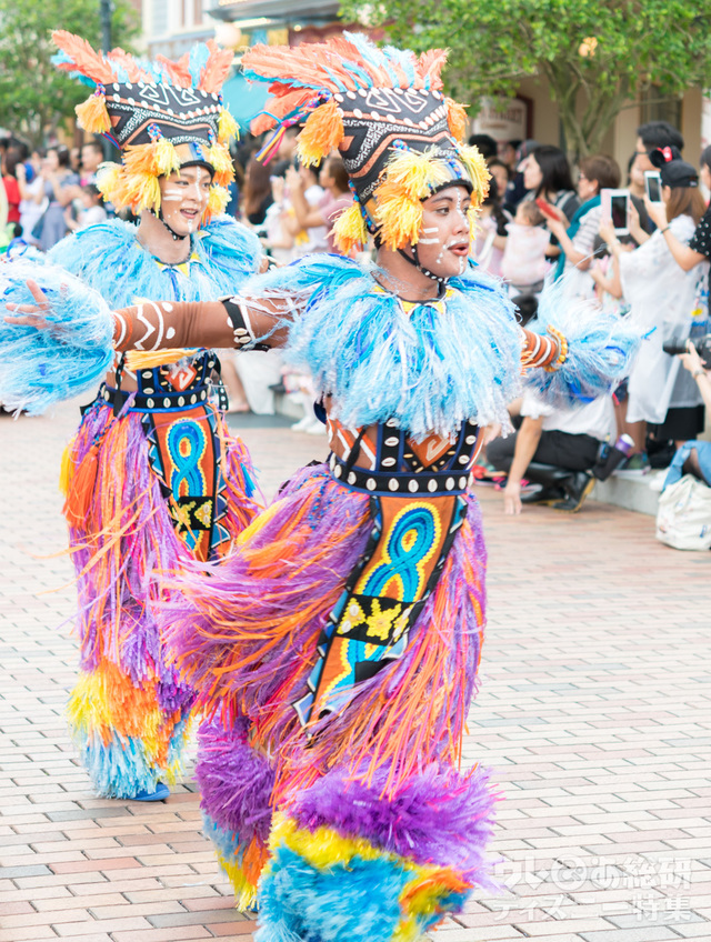 フライト・オブ・ファンタジー・パレード｜香港ディズニーランド・リゾート