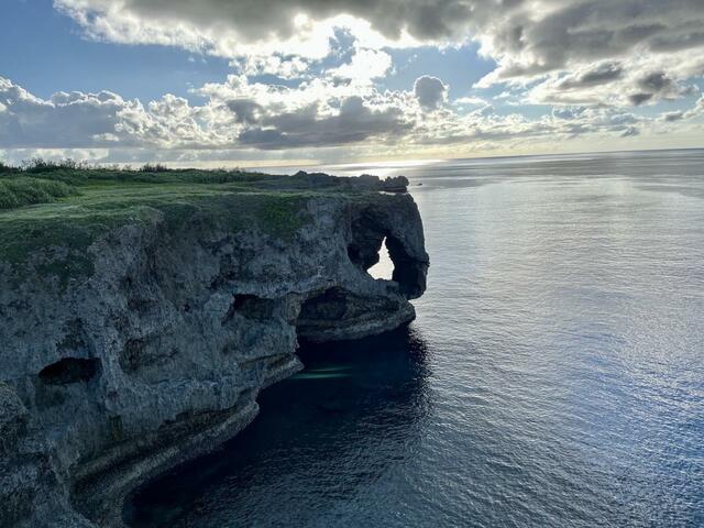 【星野リゾート BEB5沖縄瀬良垣】夕暮時の万座毛