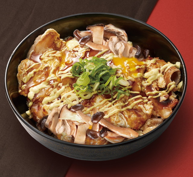 ■ぼてぢゅう [3F] きのこたっぷりチーズとんぺい飯 1,382円（税込）