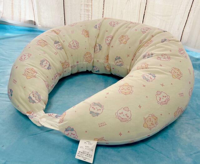 【バースデイ】スナップボタンを止めると授乳クッションになります